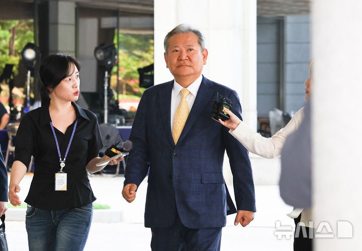 '언론사 단전·단수 의혹' <b>이상민</b>, 오늘 <b>구속</b>영장 <b>심사</b>