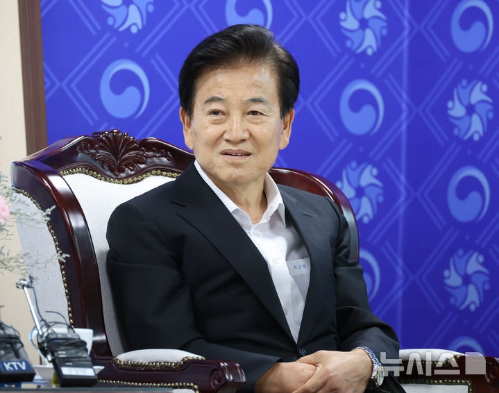 <b>정동영</b>, 개성공단 기업인 만나 사과…"다시 시작하자"
