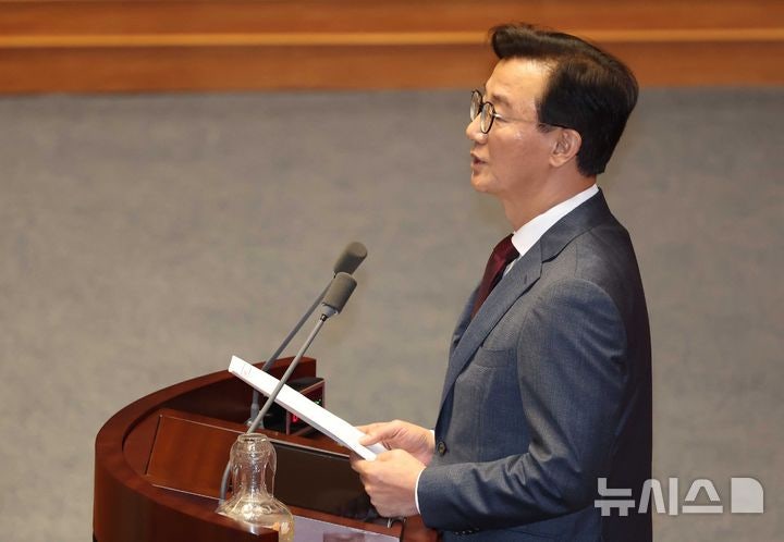 <b>인사말</b> 하는 전재수 <b>장관</b>