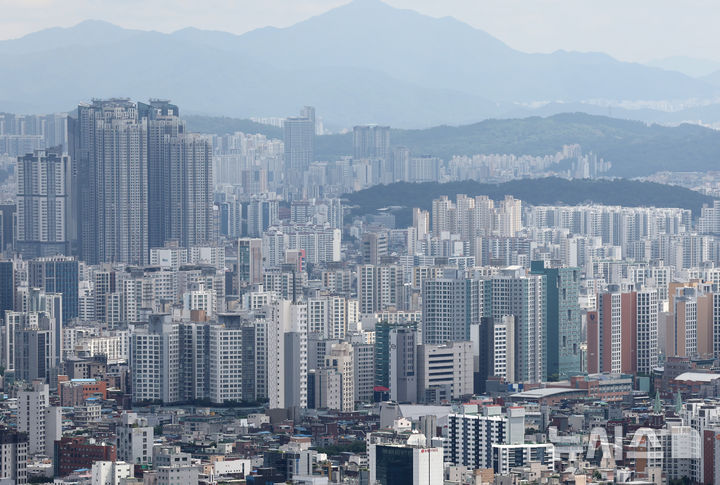 한국개발연구원 "고령화가 가계부채에 미치는 영향 분석, 기대수명 증가 시 부채비율 상승"