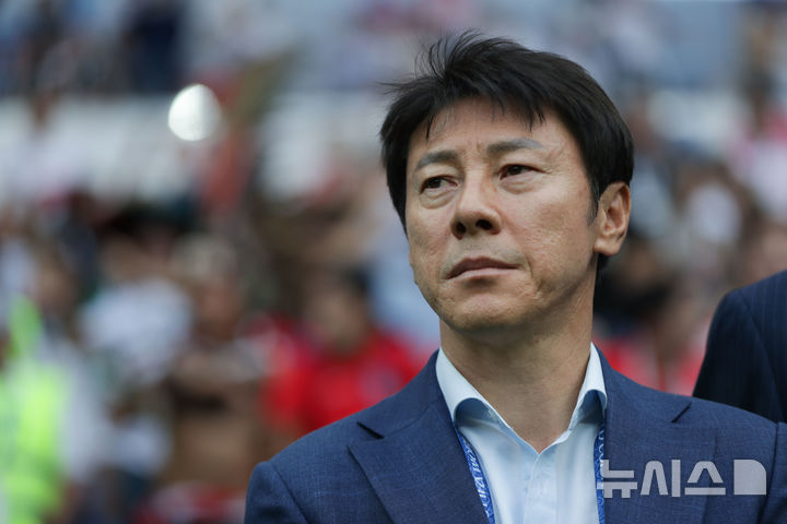 <b>울산</b>, 소방수로 <b>신태용</b> <b>감독</b> 선임…13년 만에 K리그 복귀