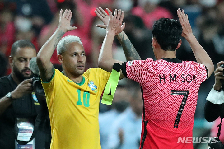 '<b>손흥민</b> vs <b>네이마르</b>' 서울서 격돌…한국, 브라질과 10월 <b>평가전</b>
