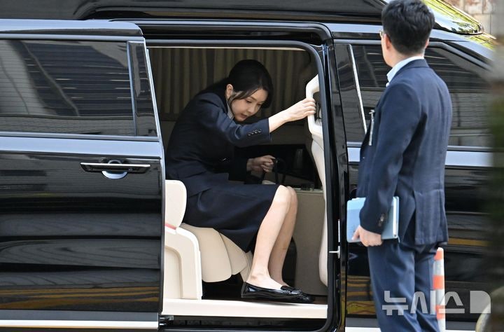 '<b>김건희 구속</b>영장' 발부 정재욱 부장판사는 누구