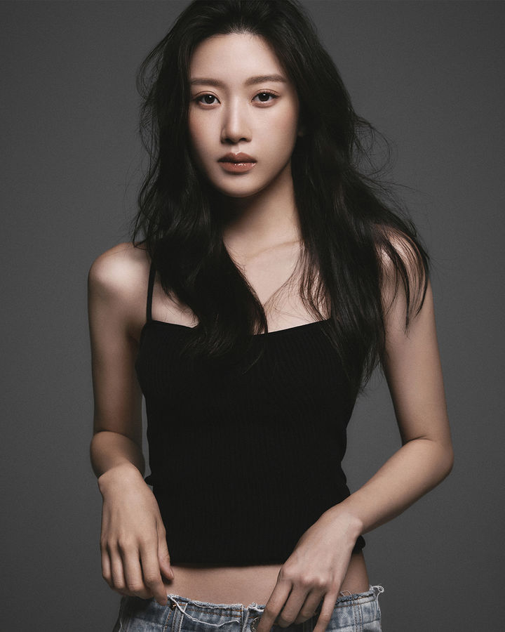 <b>문가영</b>, '밴드 음악 마니아'였다…엠넷 '<b>스틸하트클럽</b>' MC