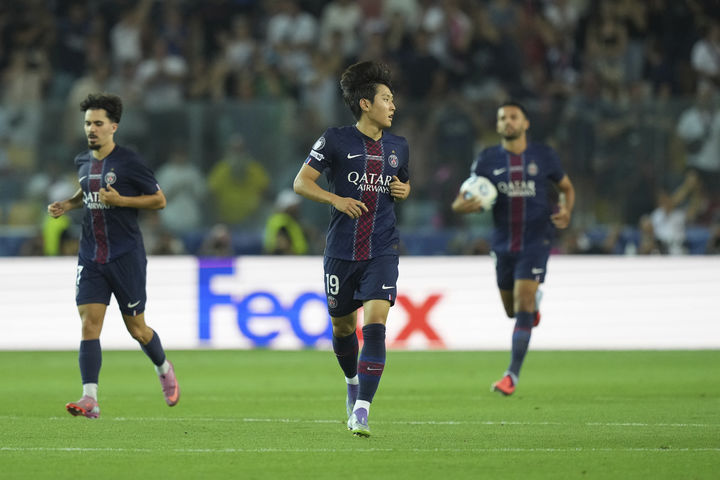 '이강인 만회골' PSG, 승부차기 끝 토트넘 제압…<b>슈퍼컵</b> 우승(종합)