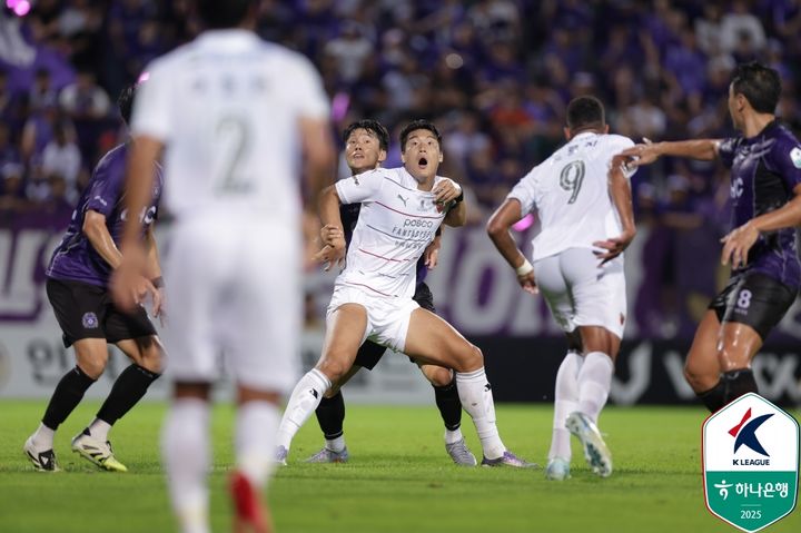 '<b>이호재 결승골</b>' K리그1 <b>포항</b>, <b>안양</b> 1-0 꺾고 3위 도약