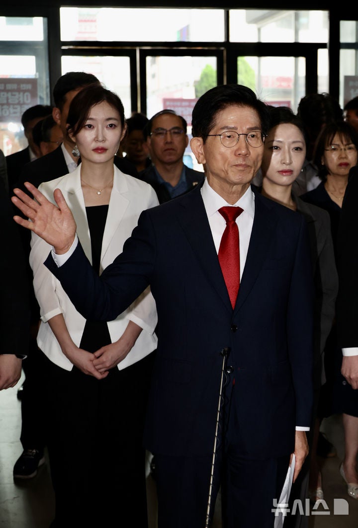 <b>김문수</b> 후보, 국힘 당사에서 <b>광복절 기념식</b> 개최