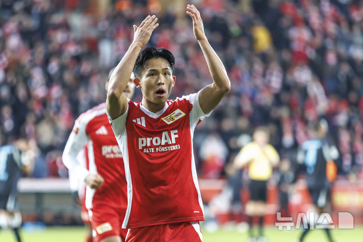 <b>정우영</b>, <b>시즌 첫</b> 공식 경기서 <b>골</b>…우니온 베를린, <b>포칼</b> 2R 진출