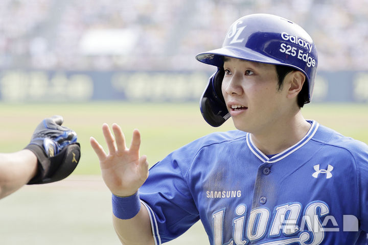 타구 맞은 <b>한화 문동주</b>, 1군 엔트리 말소…키움 김윤하도 2군행