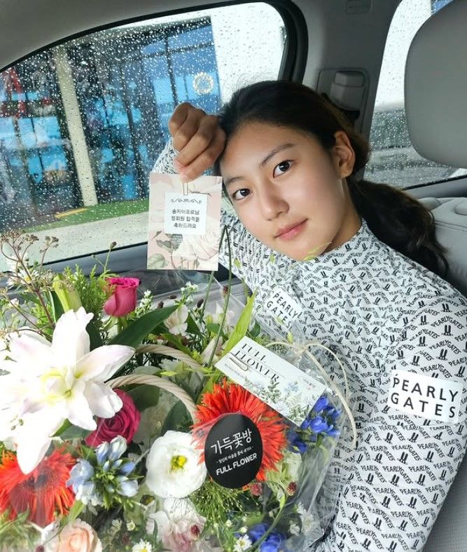 '송종국 딸' <b>송지아</b>, <b>프로골퍼</b> 됐다…KLPGA 정회원 자격 취득