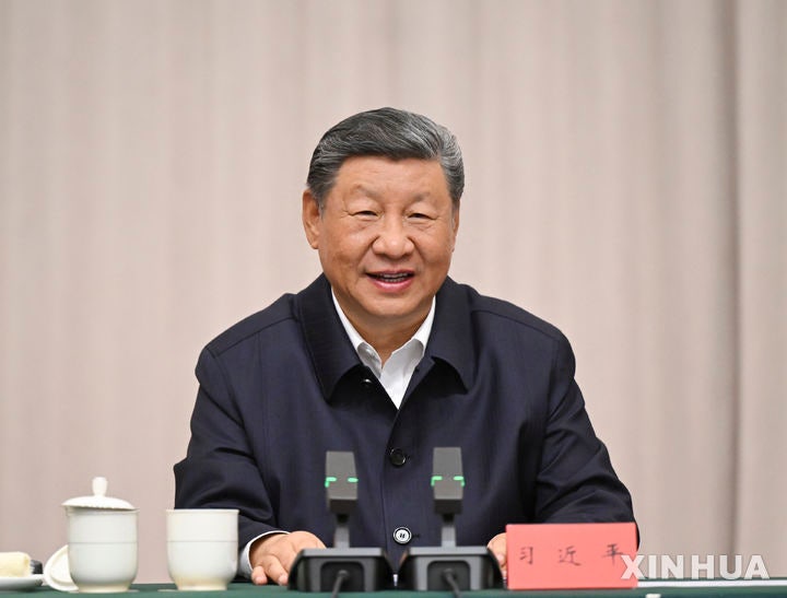 <b>티베트</b> 방문한 <b>시진핑</b> "민족 단결·종교 순화가 최우선"