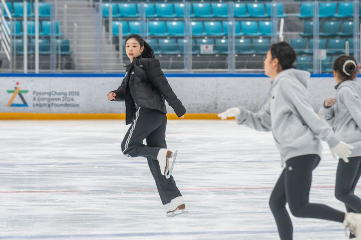 <b>피겨</b>여왕 <b>김연아</b>, 올해도 플레이윈터 <b>피겨</b> 아카데미서 <b>꿈나무 지도</b>