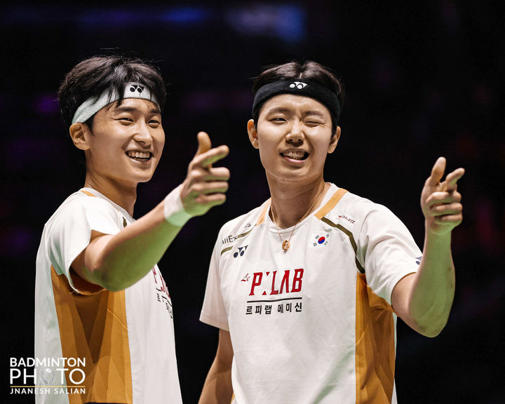 <b>배드민턴</b> 남복 <b>세계</b> 1위 <b>서승재</b>-<b>김원호</b>, 중국 꺾고 <b>세계선수권</b> 우승
