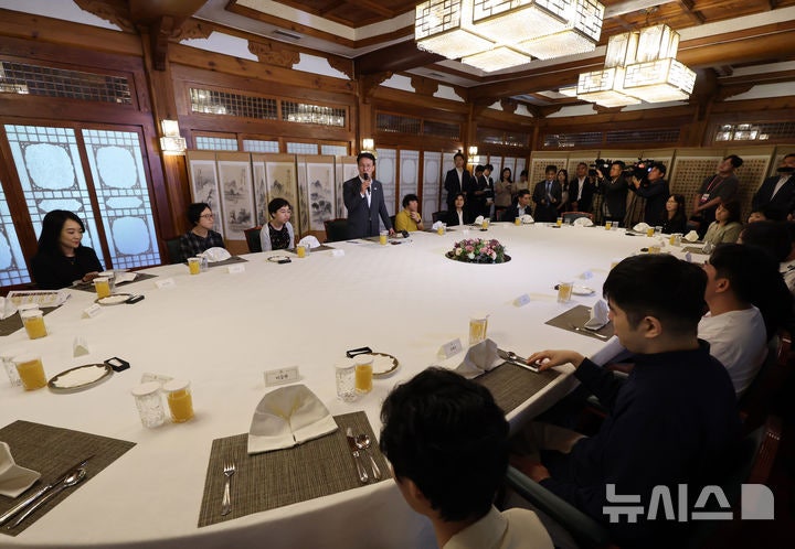 <b>김민석</b> 총리, <b>발달장애인</b> <b>초청</b> 행사 인사말