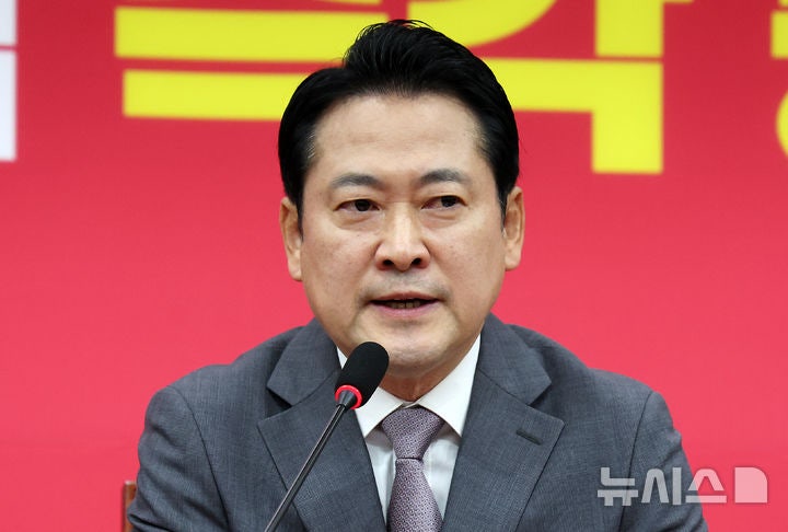 국힘, 李 대통령·<b>장동혁</b> 단독<b>회동</b>에 "입법폭주 우려 전할 것"