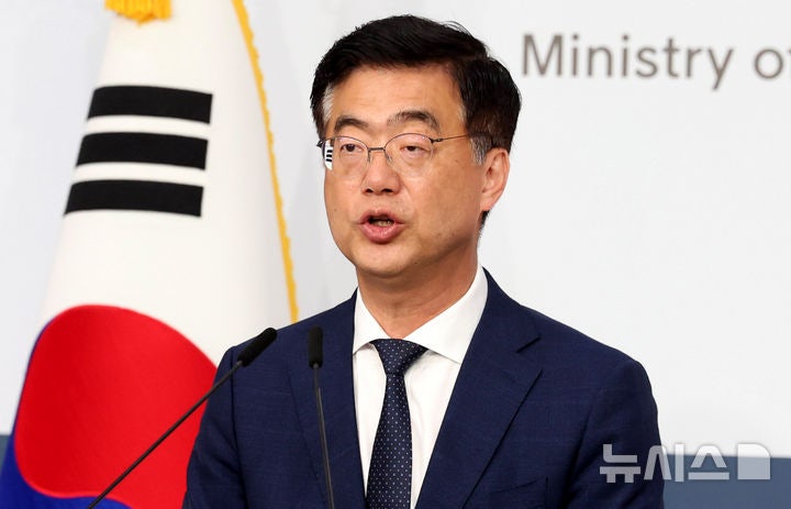 외교부, 美 <b>현대차</b> 등 <b>공장</b> <b>단속</b> 관련 "주한美대사관 통해 유감의 뜻 전...