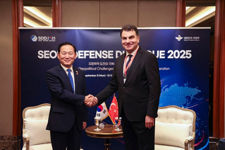 <b>이두희</b>, 튀르키예·핀란드 <b>국방차관</b>과 회담…<b>국방</b>·방산협력 논의