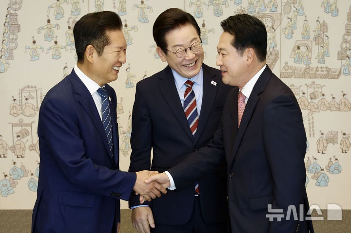 <b>여야</b> 지도부 <b>오찬</b> 회동