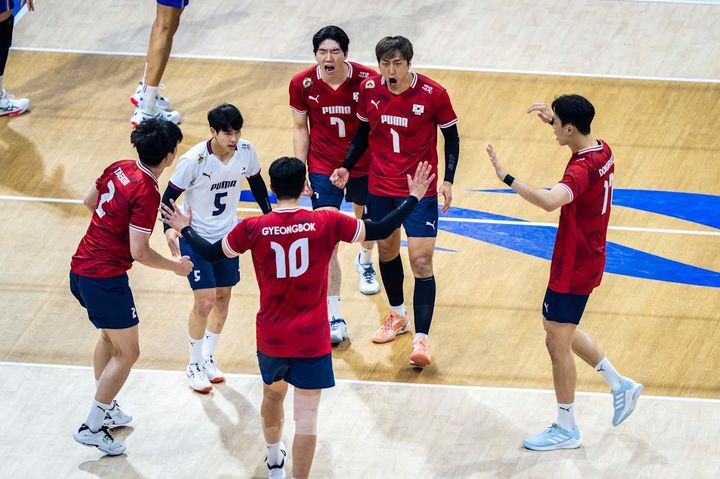 한국 <b>남자배구</b>, <b>세계선수권</b> 첫 경기서 프랑스에 0-3 완패