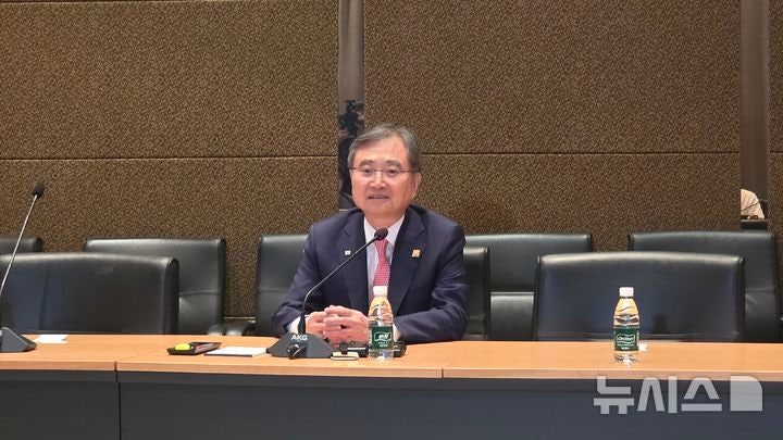 조현 "<b>시진핑</b>, APEC <b>방한</b> 확실한 듯…왕이 10월 <b>방한 추진</b>"(종합)