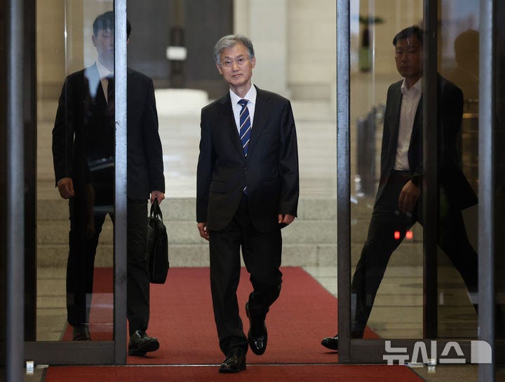 박수현 "조희대 <b>탄핵</b> 아직 협의 안돼…내란특검 수사 받아야"