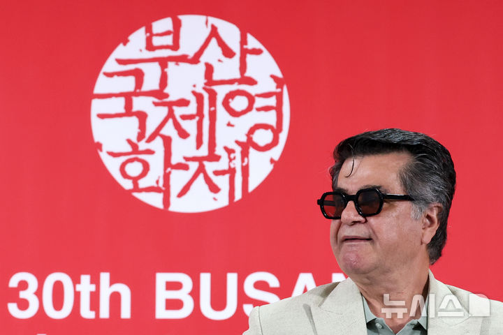 '이란 <b>영화</b>의 거장' <b>자파르 파나히</b> 감독