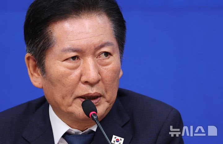 정청래 "법관 1명 찔끔 증원한다고 면피 되나…<b>조희대</b> 결자해지하라"