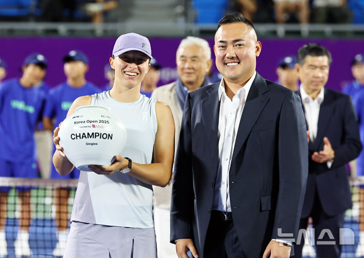 WTA 투어 <b>코리아오픈 우승</b> <b>시비옹테크</b>