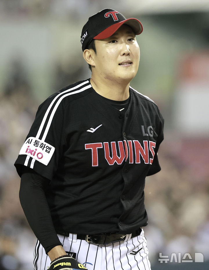 '손주영 7이닝 무실점' <b>LG</b>, 롯데 11-1로 완파…1위 매직넘버 '3'