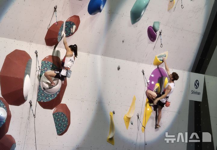 <b>클라이밍</b> 서채현·<b>이도현</b>, 서울 세계선수권 리드 2위로 결승 진출