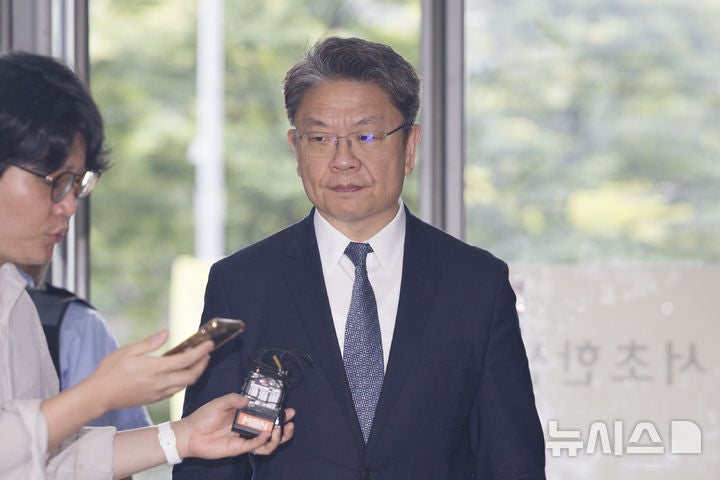 <b>해병특검</b> <b>출석</b>하는 <b>이시원</b> 전 대통령실 공직기강비서관