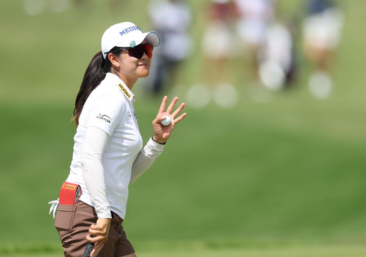'디펜딩 챔피언' <b>김아림</b>, LPGA 투어 <b>롯데 챔피언십</b> 첫날 공동 5위