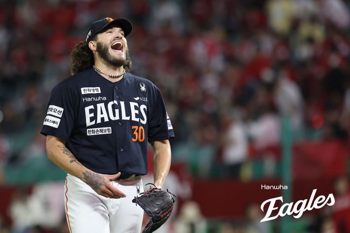 KBO, <b>MVP</b> 후보 18명 발표…한화 <b>폰세</b>·삼성 <b>디아즈</b> 2파전
