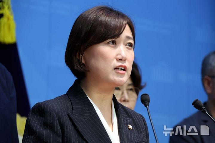 민주 백승아 "<b>추석</b> 민심 받들어 <b>민생회복</b>·내란극복 총력"