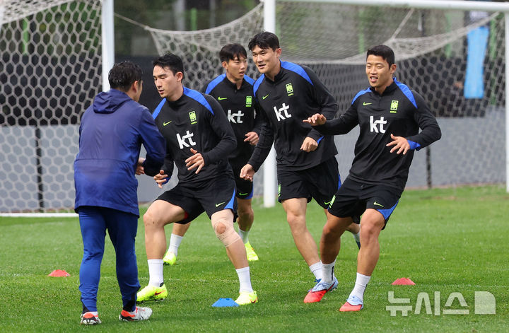 훈련하는 <b>축구대표팀</b>