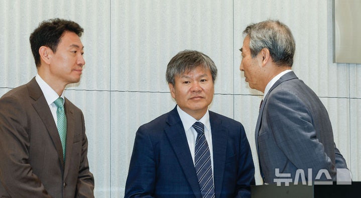 <b>특검</b>, 숨진 양평 공무원 측에 <b>조서</b> 제공 검토…'감찰' 진행 중