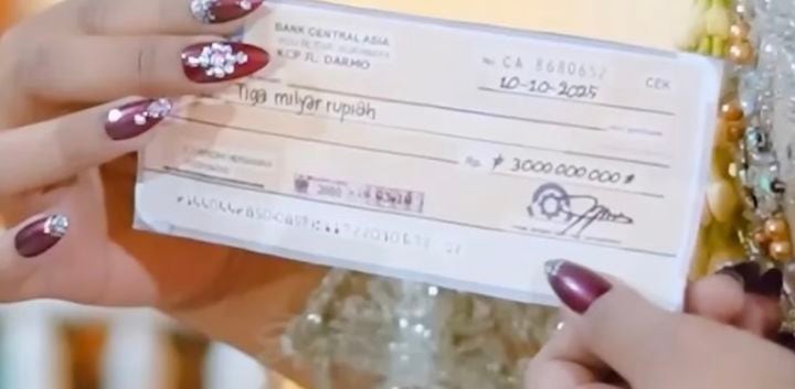 74세 할배 24살 아내, 신붓값 2억5천 실화냐?!