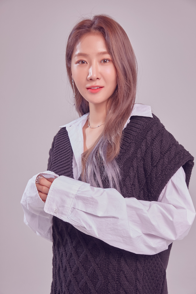 '<b>인종차별</b> 폭로' <b>소유</b> "만취 아냐…비행 내내 <b>모멸감</b> 느꼈다"