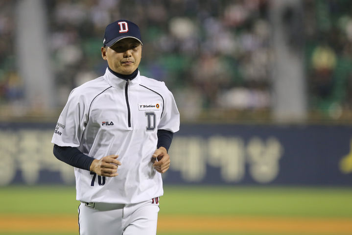 두산 새 사령탑에 <b>김원형</b> 전 SSG <b>감독 선임</b>…"'허슬두' 문화 재건"