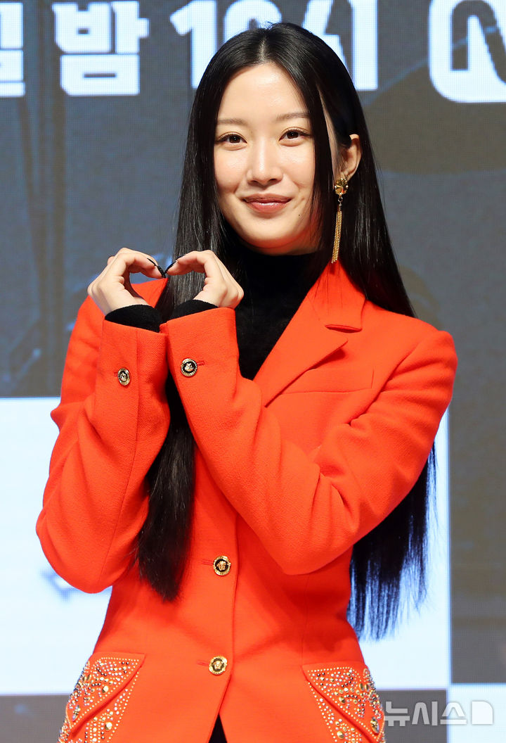 '<b>스틸하트클럽</b>' 문가영, <b>밴드</b>의 이해…'큐레이터 : 듣고 사랑하라, 열렬...