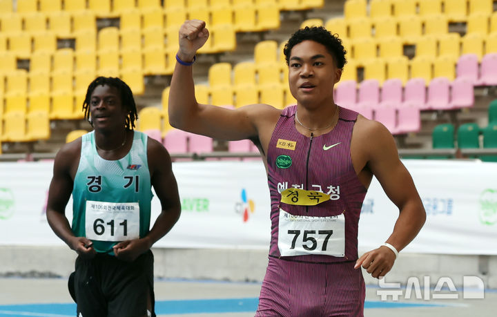 나마디 조엘진, <b>전국체전 3관왕</b>…남자 400m 계주 우승