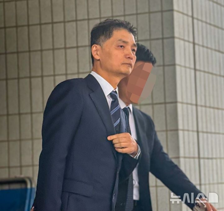 카카오, <b>김범수</b> 1심 <b>무죄</b>에 4%대 상승