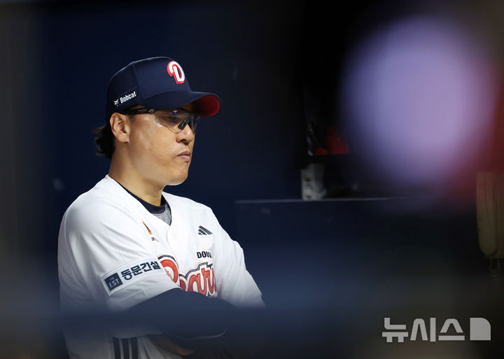 <b>이승엽</b> 전 두산 감독 일본행…<b>요미우리</b> 가을캠프 <b>임시 코치</b>로 합류
