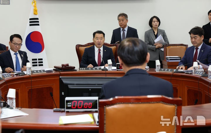 국정원 "<b>캄보디아 스캠</b> 범죄<b>조직</b> 가담 우리 국민 최대 2000명"