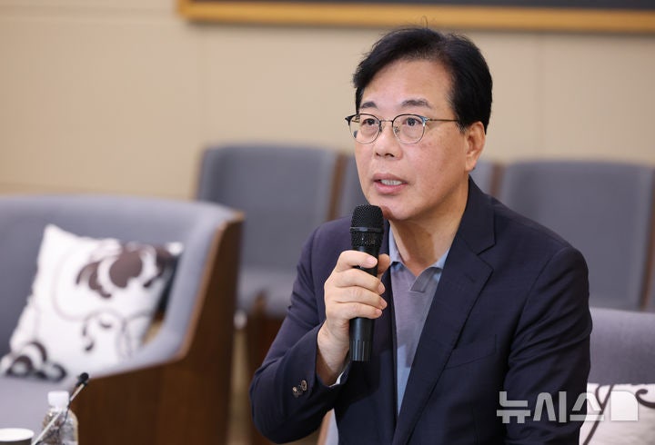 송언석 "<b>조현</b> 거취 판단하라…'<b>캄보디아</b> 고문 사망' 두 달 전 보고받아...