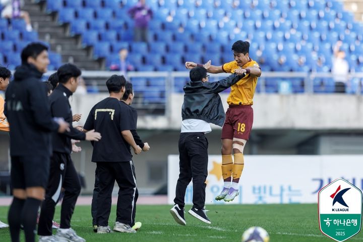 광주, 안양 꺾고 K리그1 잔류 청신호…제주는 11<b>경기</b> 만에 승리(종합)