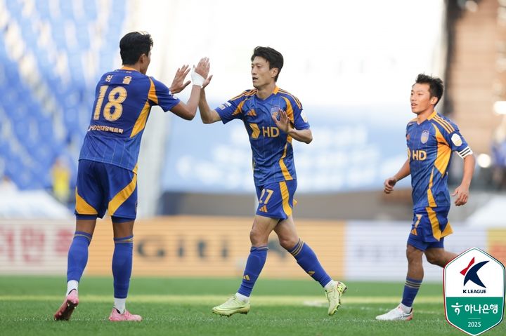 K리그1 울산, 대구와 간신히 1-1 무승부…<b>이청용</b> 극적 동점골