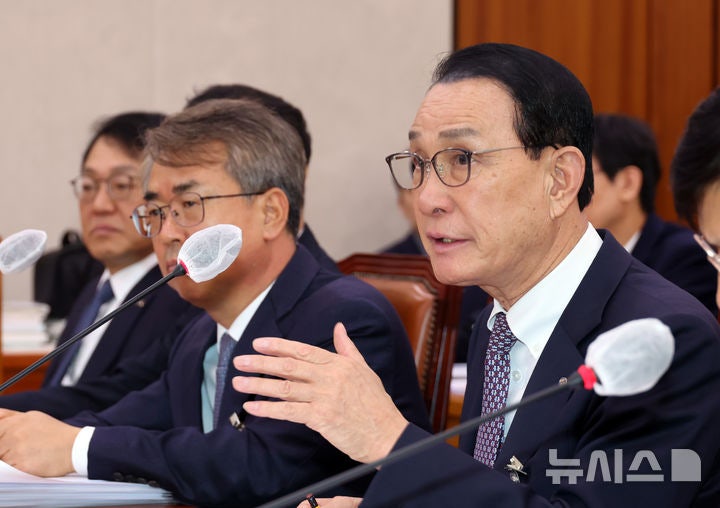 국감 도마 오른 <b>수협</b>…사랑제일교회·도이치모터스 '<b>특혜 대출</b>' <b>의혹</b>