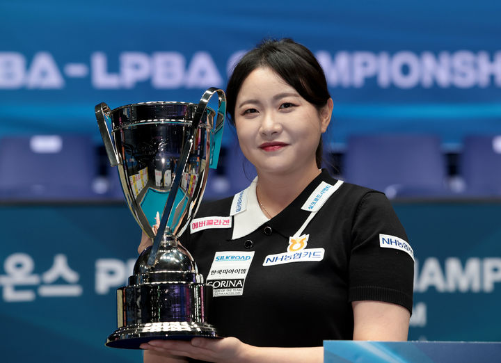 <b>김민아</b>, 여자프로당구 1년 8개월 만에 <b>우승</b>…통산 4승