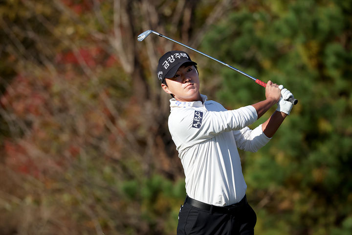 옥태훈·김재호, KPGA 투어 <b>렉서스 마스터즈</b> 3라운드 공동 1위